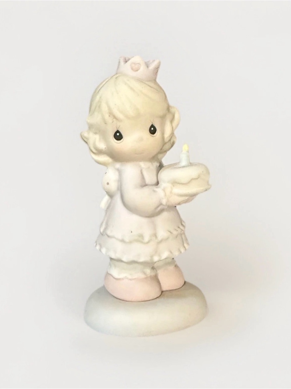 Precious Moments ''Birthday Wishes With Hugs And Kisses'' Figurine Enesco 4"
